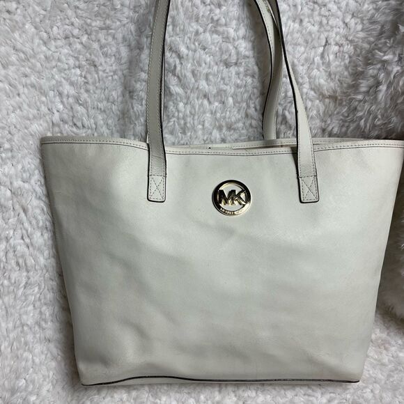 Michael Kors Jet Set Travel Tote Optic White Saffiano leather gold tone logo - Picture 5 of 15